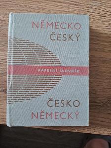 německo český a česko německý kapesní slovník