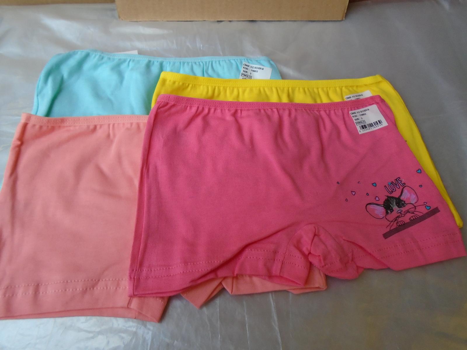 divci kalhotky  kratasky  5-6 let , 4 kusy - Spodní prádlo pro děti