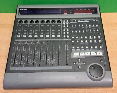 Mackie Control Universal - ovladač faderu pro SW nahrávací syst. (DAW)