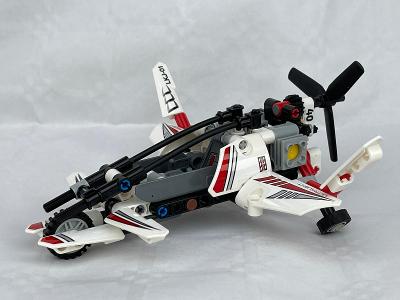 LEGO® Technic 42020 Ultralehká helikoptéra - B model