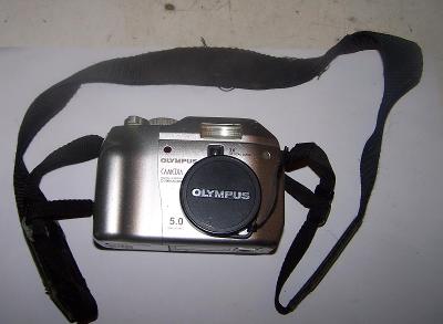 Klasik fotoaparát Olympus Camedia C-5000