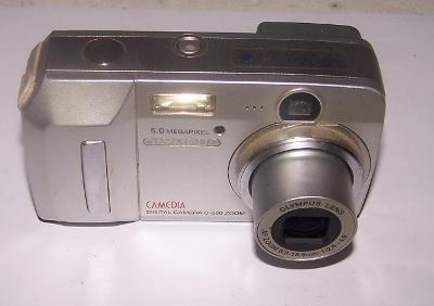 Klasik fotoaparát Olympus Camedia C-500