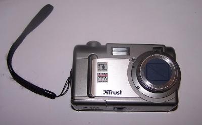 Klasik fotoaparát Trust