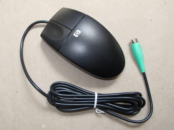 Stará dvoutlačítková kuličková myš HP/Logitech M-S34 PS/2 černá - Vstupní zařízení k PC