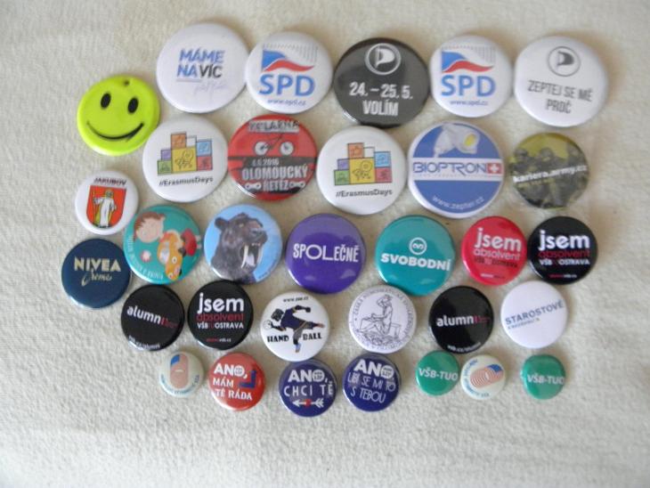 Assorted Button Pin