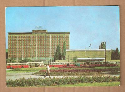 Gottwaldov Zlín - hotel Moskva - autobus veterán - VF pohlednice /1