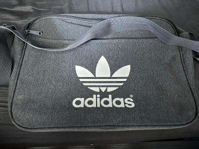Taška cez rameno adidas nové - pôvodná cena 2000 Kč €