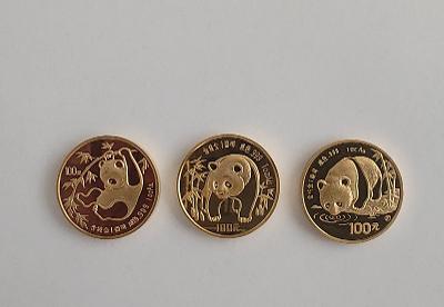 3 nádherné zberateľské investičné 1oz zlaté mince PANDA  100 Yuan