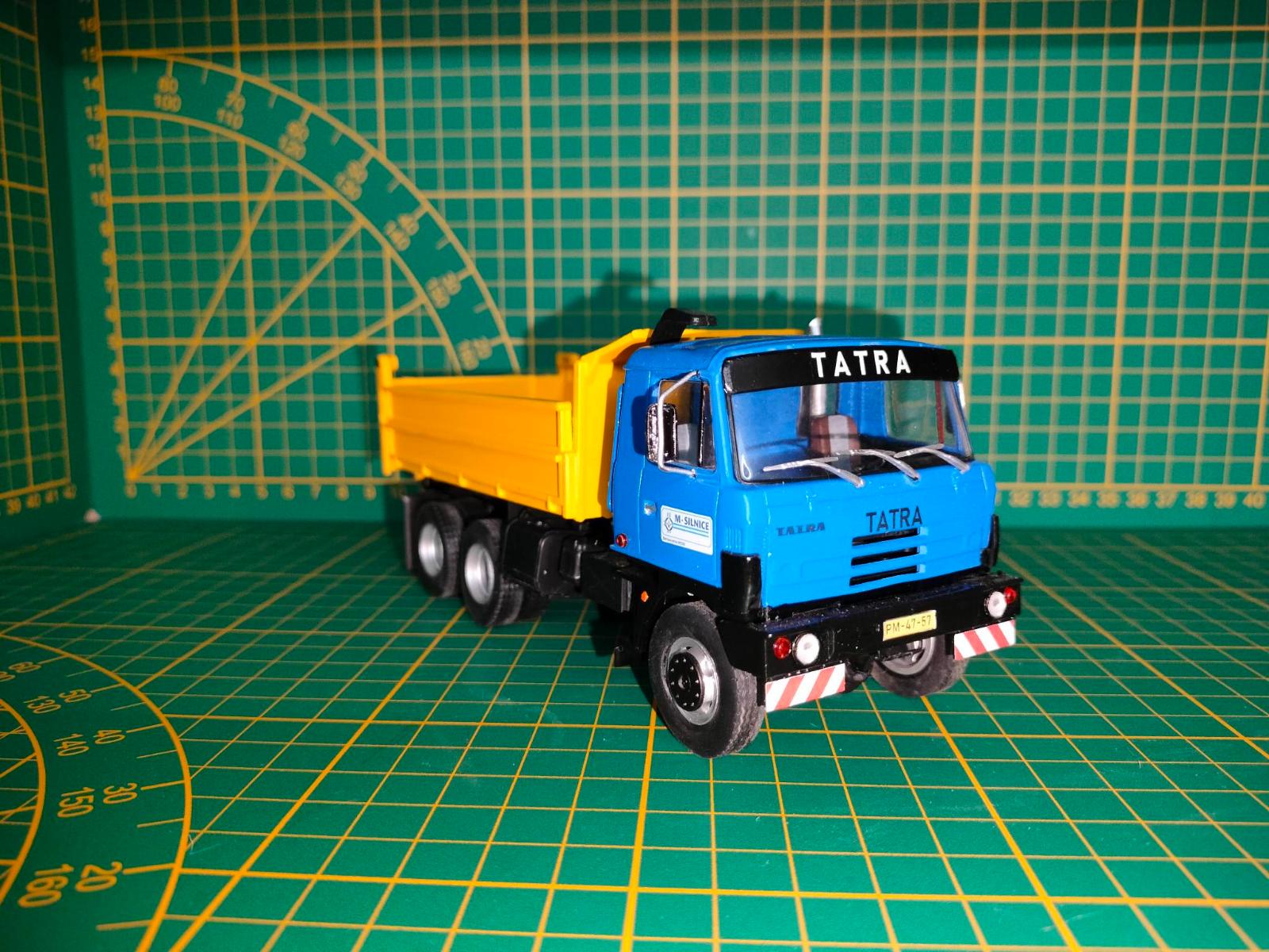 ミニカー 1/43 Tatra 815 truck(イエロー×レッド) [PCS47020]-