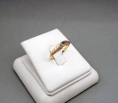 Prsten dvoubarevný s kamínkem