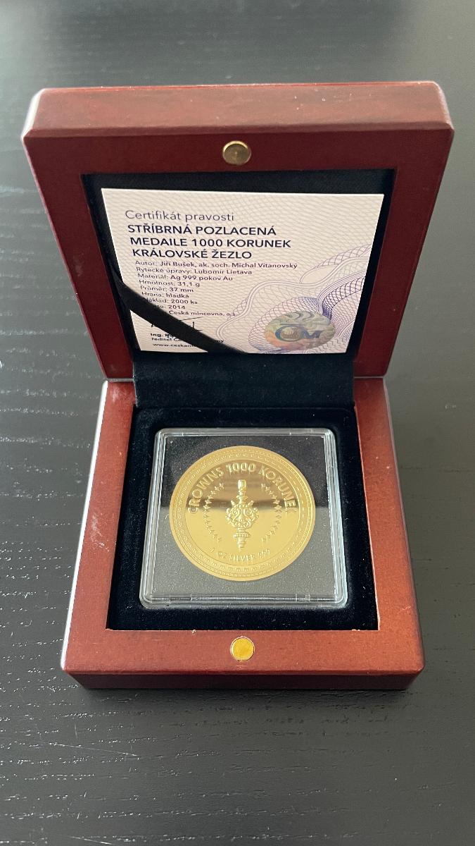 Strieborná pozlátená medaila 1000 koruniek - Kráľovské žezlo - Numizmatika