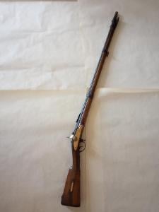 vojenská puška M 1822, kořistně značená, na opravu