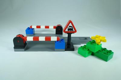 LEGO® DUPLO® 3773 Železničný prejazd