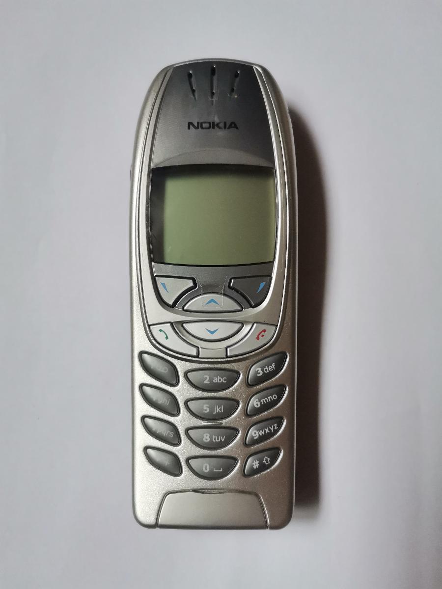 Nepoužívaný mobilný telefón NOKIA 6310i s nabíjačkou - Mobily a smart elektronika