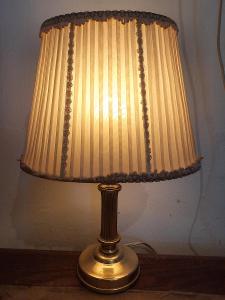 Elegantní dekorativní lampa - Funkční