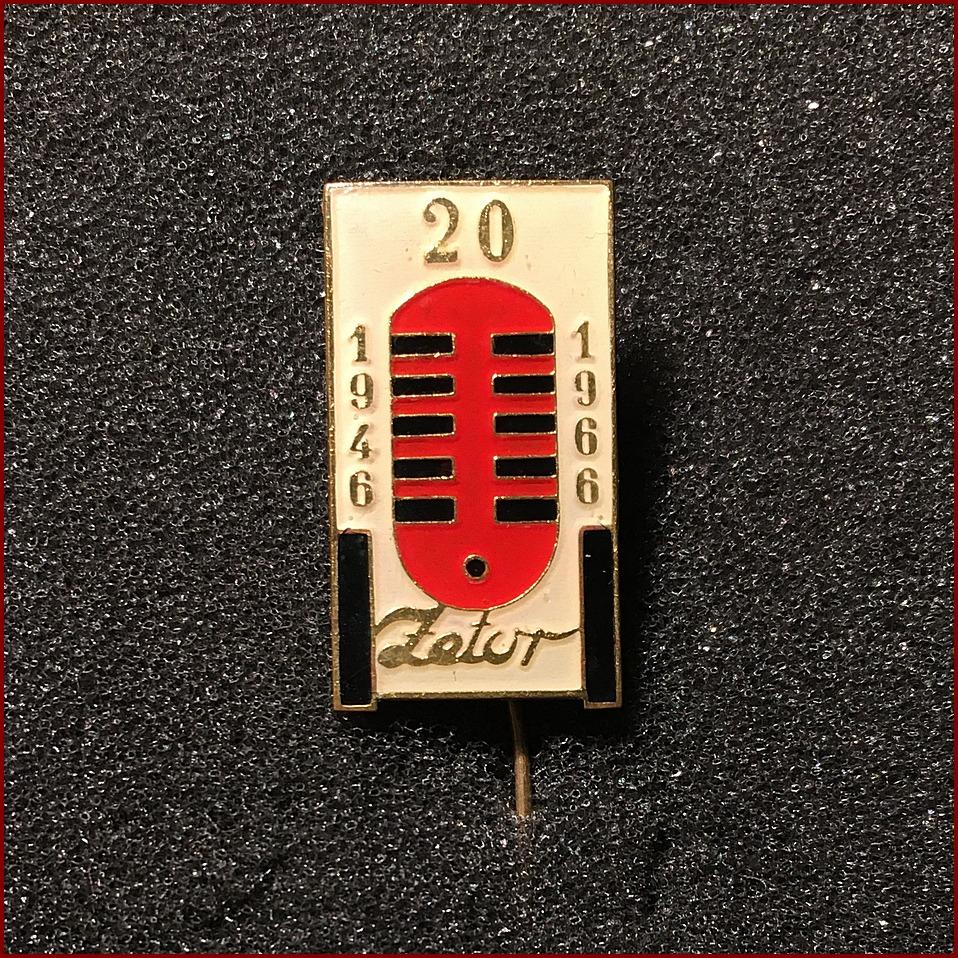 Zetor Brno 20 rokov 1966 (výroba traktorov) * propagačný odznak * 201 - Odznaky, nášivky a medaily