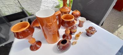 Hnědá keramika