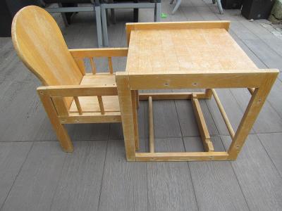 Dětská dřevěná židlička se stolkem SCARLETT buk Novosedlice 6-36měs.