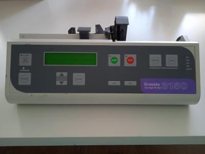 Injekční pumpa (lineární dávkovač) Graseby 3150 k dávkování léčiv