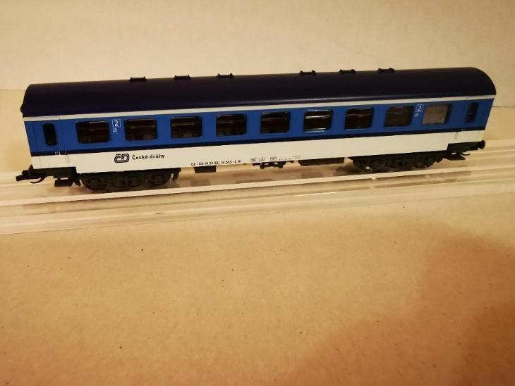 Cestovný rýchlikový vagón 2.trieda ČD TT - Modelové železnice