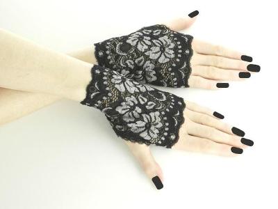 Krajkové šedo černé rukavice plesové společenské rukavice večerní R26 