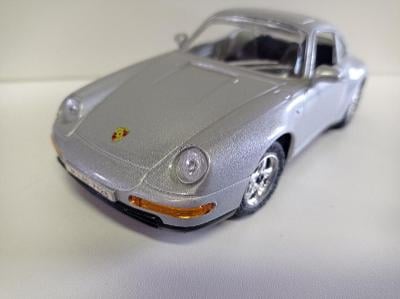 Porsche 911- Majorette