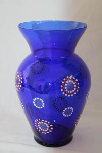 Váza z modrého skla ručně malované 25 cm  
