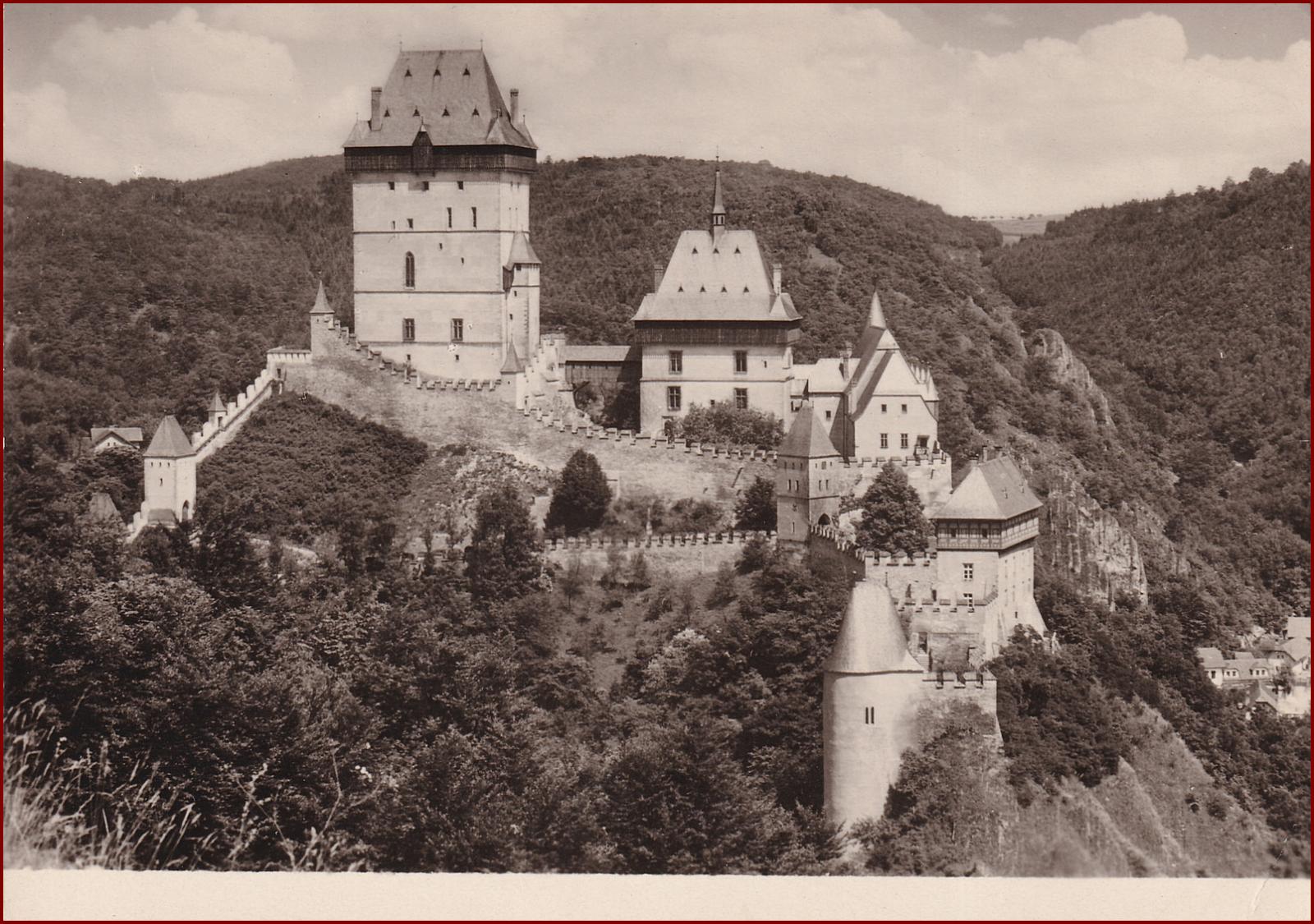 Karlštejn * pohľad na hrad * Beroun * V268 - Pohľadnice miestopis