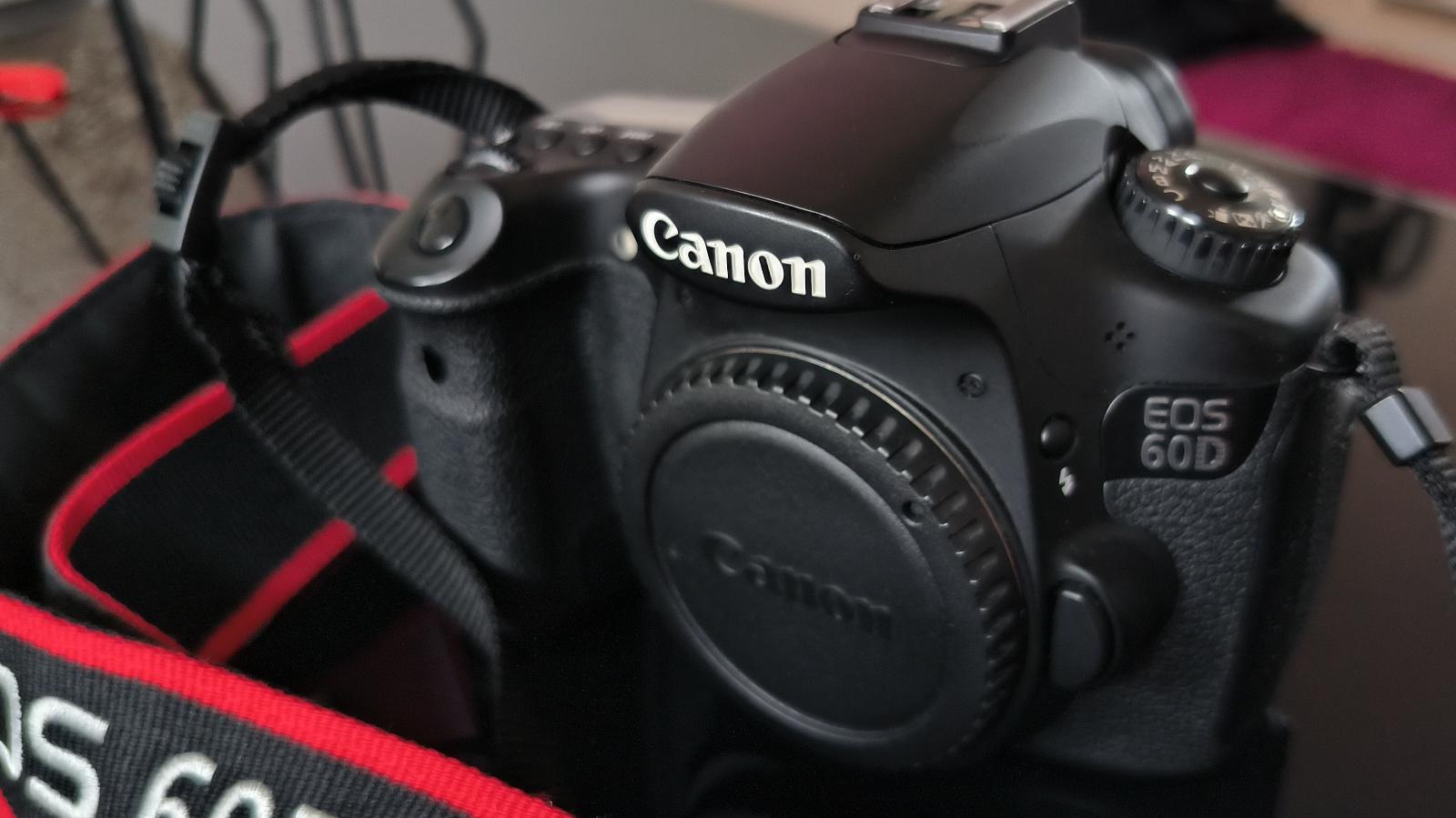 Telo Canon EOS 60D - Foto