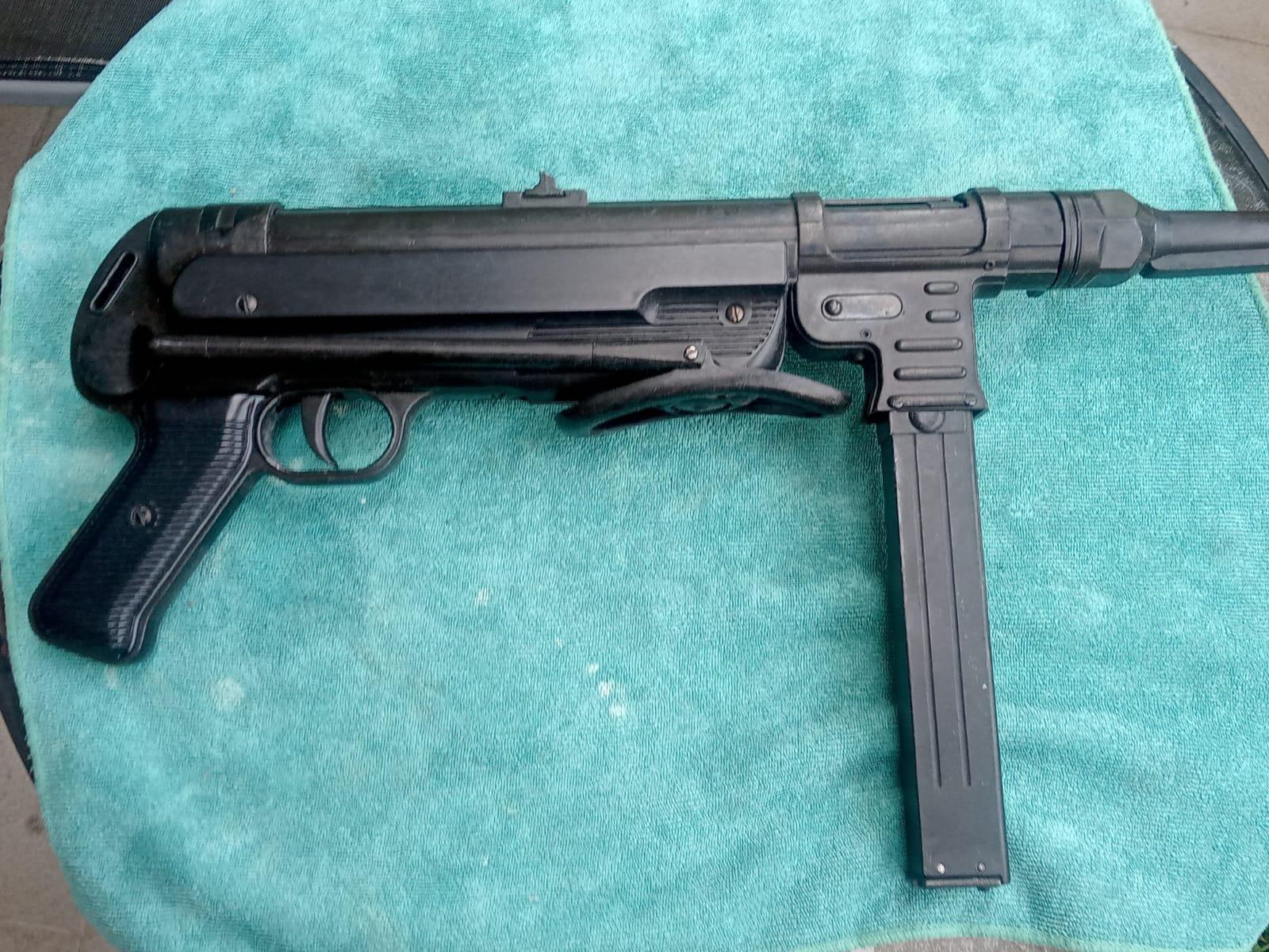 MP40 německá legenda Denix Aukro