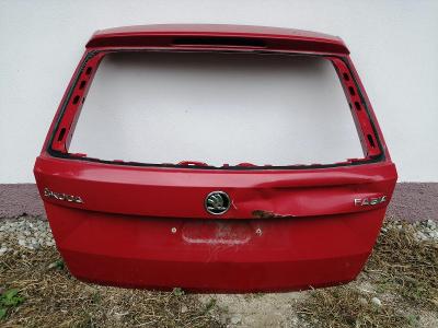 Škoda Fabia zadní výklopné dveře, stav na foto