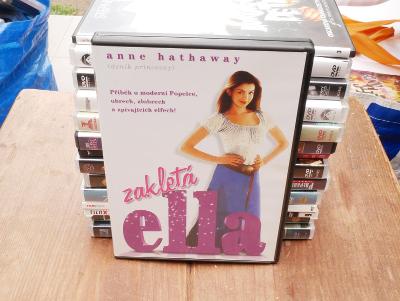 ZAKLETÁ ELLA DVD