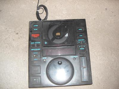 Omnitronic CDT 570 cd player DJ mixák