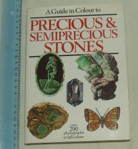 A Guide in Colour to Predicious & Semiprecious Stones - šperky minerál