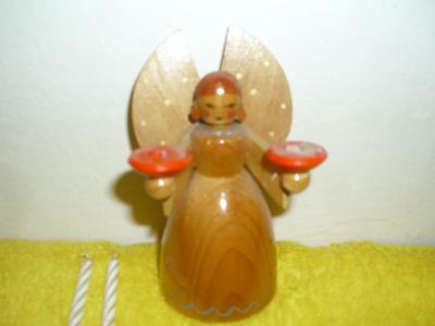 Dřevěný andělíček - svícen na 2 svíčky - krušnohorská figurka