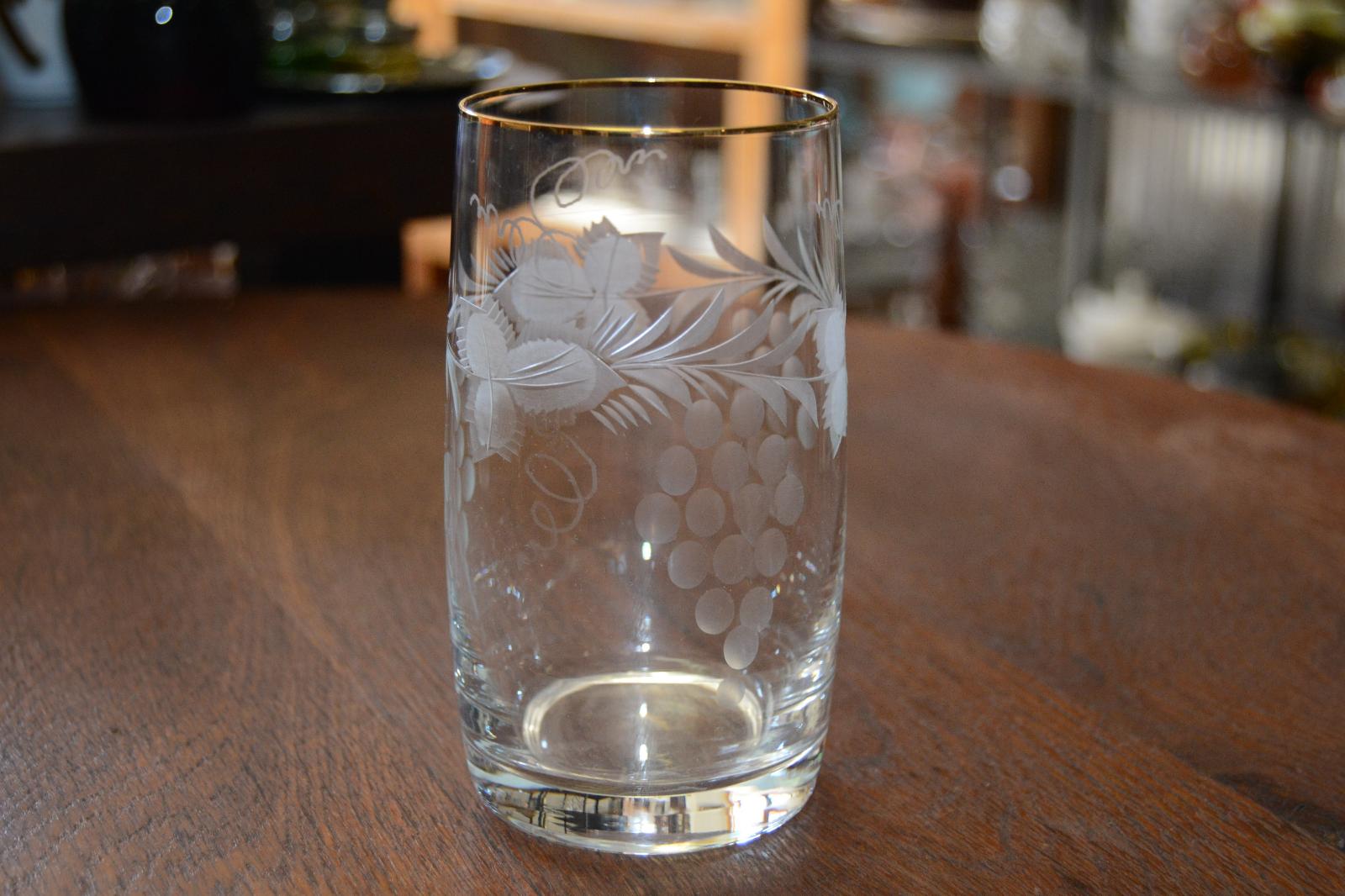 pohár na vodu, brúsené sklo - Starožitnosti