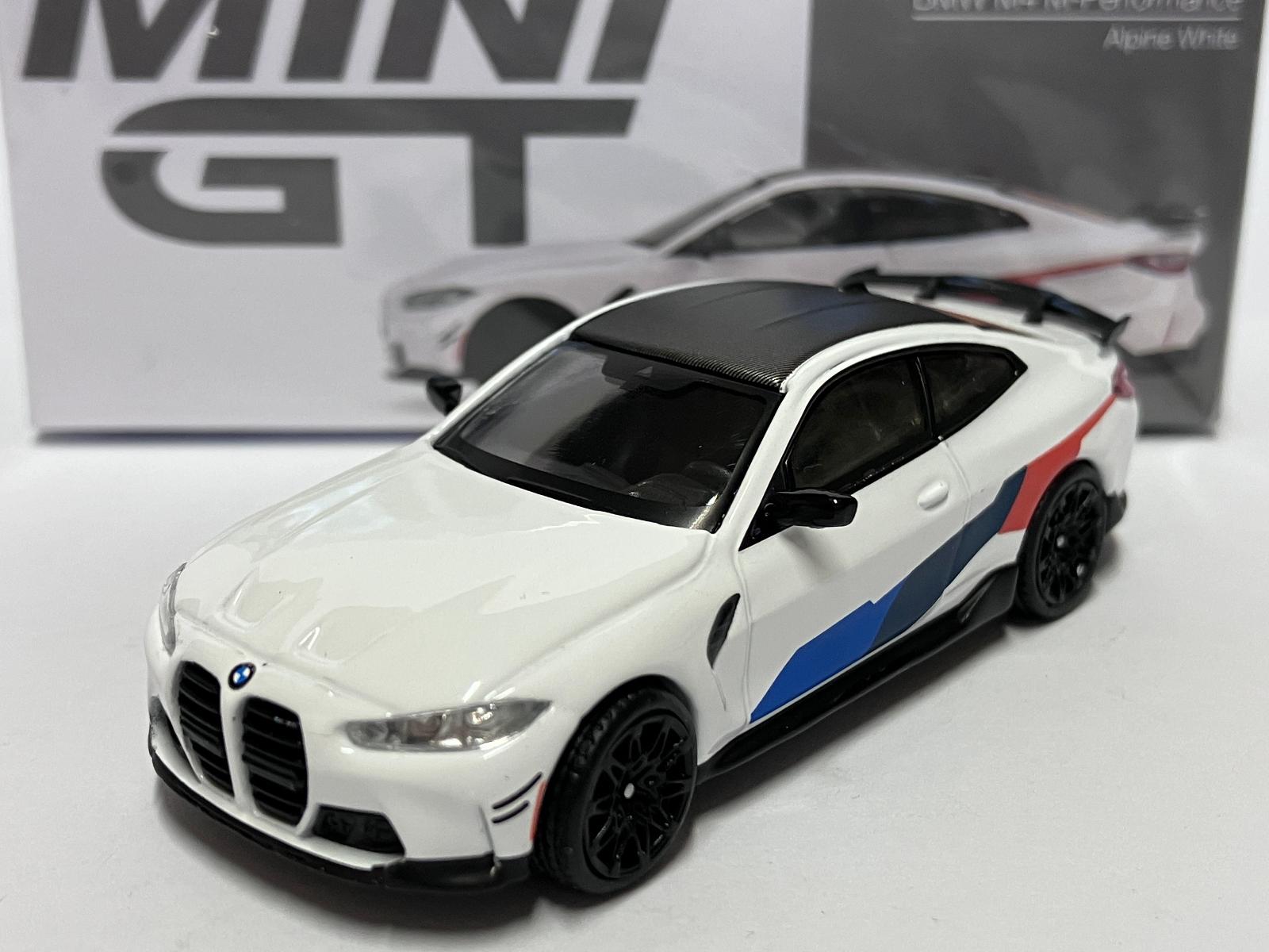 BMW M4 M-Performance - Alpine White - 1/64 MiniGT #346 (C4-x) - Modely automobilov