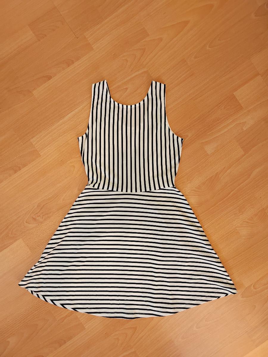 Dievčenské šaty H&M - Oblečenie pre deti