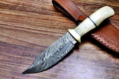 191/ Damaškový lovecký nůž. Rucni vyroba. BOWIE