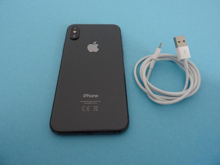 iPhone XS 64GB - Zaruka - Mobily a chytrá elektronika