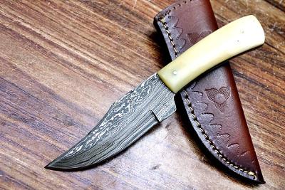192/ Damaškový lovecký nůž. Rucni vyroba.