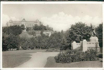 10D12737 Karlovy Vary, Hotel Imperial- Beethovenův pomník