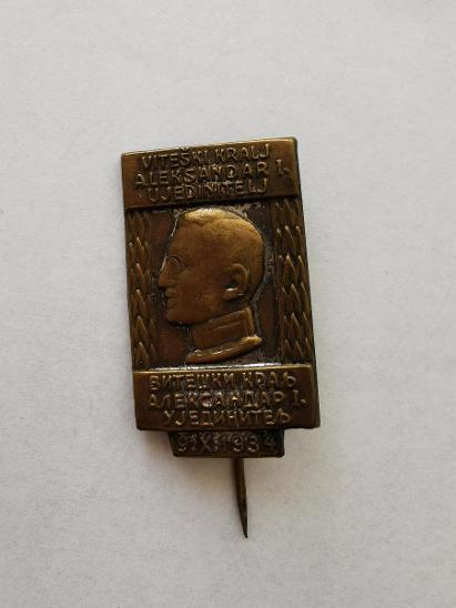 Odznak - Rytier kráľ Alexander I. Zjednotiteľ 1934 - Odznaky, nášivky a medaily