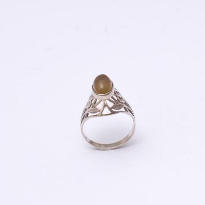 Starý stříbrný prsten s karneolem