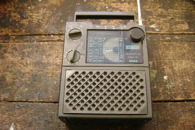 Staré rádio TESLA AVANTI 2835AB