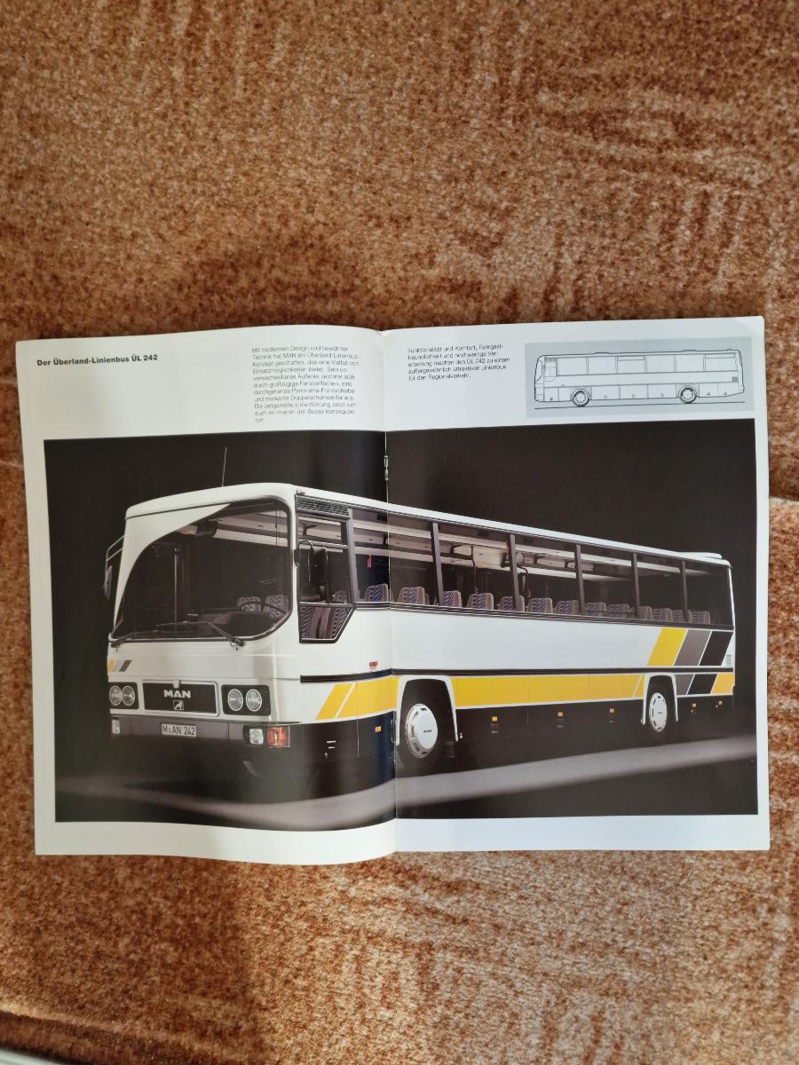 Prospekt na autobus MAN UL242 - Motoristická literatúra