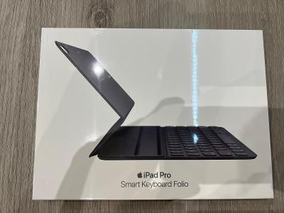 Apple Smart Keyboard Folio for 11-inch iPad Pro - MAĎARSKÁ