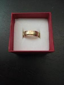 Dámský zlatý prsten, velikost 53, růžové a žluté zlato, 585,  3,11g