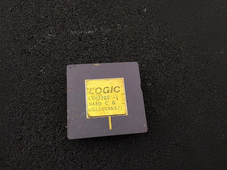 Integrovaný obvod LOGIC LSH32GC-1 - Elektronické součástky