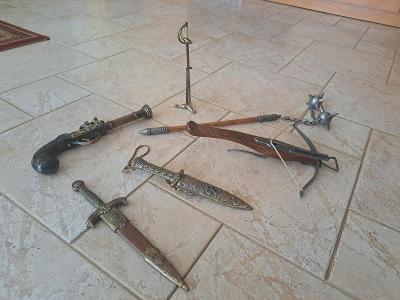 Repliky středověkých zbraní